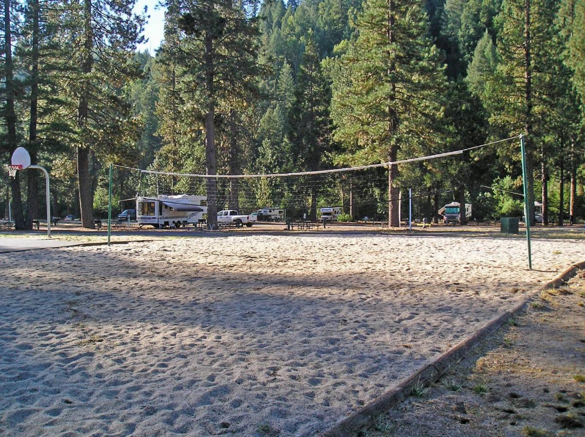 Yosemite Lakes Bunkhouse Cabin 27 Harden Flat Dış mekan fotoğraf